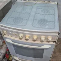 اجاق گاز ۴ شعله فردار تاکنوگاز