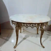 یک میزعسلی بزرگ برنز بادوعسلی کوچک|مبلمان خانگی و میز عسلی|اراک, |دیوار