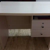 میز تحریر،در حد نو،فروش بعلت جابجایی