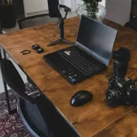 تیم برای تولید محتوا(خانم)