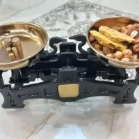 ترازو دکوری کوچک سنگ وزنه طرح قدیمی آنتیک نوستالژی|صنایع دستی و سایر لوازم تزئینی|تهران, خانی آباد نو شمالی|دیوار