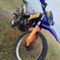 تریل 250cc|موتورسیکلت|کنار تخته و کمار, |دیوار