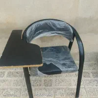 ۶ عدد صندلی ساده دسته دار نو و تخته وایت برد بزرگ|صندلی و نیمکت|ایلام, |دیوار