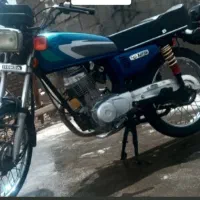 یک دستگاه موتور سیکلت ۱۲۵زیگمامدل ۹۳