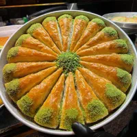 استخدام همکار ماهر و نیمه ماهر باقلوا