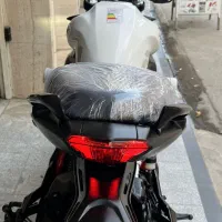 بنلی ۳۰۰ دو سیلندر خشک|موتورسیکلت|ساری, |دیوار