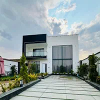 عمارت مدرن رویال|اجارهٔ کوتاه‌مدت ویلا و باغ|تهران, وردآورد|دیوار