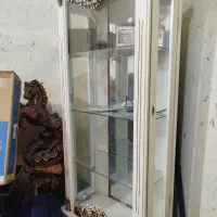 بوفه و ساعت