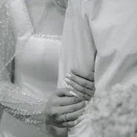 تخفیف ویژه اتلیه تخصصی عروس با کادر حرفه ای خانم