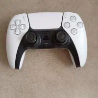 دسته ps5 و ایکس باکس