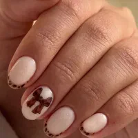 اموزش کاشت ناخن