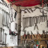 کارگرماهرونیمه ماهر(ترجیحا اوستاکار) جلوبندی سازی