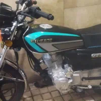 با سلام موتور200 درحدصفرمدل 1403اخراش زیادسوارنشدم