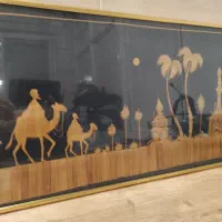 تابلو بسیار قدیمی کار روی پارچه با حصیر و کار دست