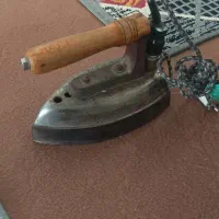 اتو قدیمی استیل سالم