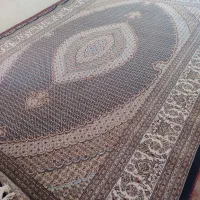 فرش۹ ماشینی۷۰۰شانه تراکم ۱۲۰۰