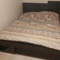 تخت چوبی  دو نفره    بدون تشک و کفی