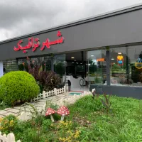 فروشنده و اپراتور