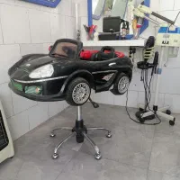 فروش فوقالعاده دکور پیرایش مردانه با صندلی کودک|آرایشگاه و سالنهای زیبایی|شیراز, کوزه گری|دیوار