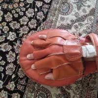 وسایل ورزشی چرم اصل  میت بالشتی  و پنجه ای