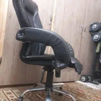صندلی مدیریت و یا کامپیوتر گیمینگ در حد