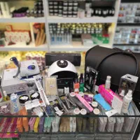 لوازم وسایل کاشت ناخن استرانگ حرفه ای مناسب سالن|آرایشی، بهداشتی، درمانی|تهران, خرمشهر|دیوار