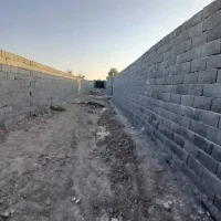 زمین-چهاردیواری
