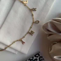 گردنبند حروف