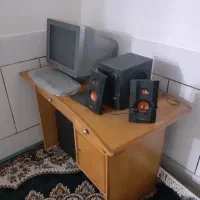 میز اداری و کامپیوتر|رایانه رومیزی|مبارکه, |دیوار