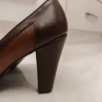 فروش چند جفت کفش و کیف باقیمت مناسب|کیف، کفش، کمربند|شیراز, معالی‌آباد|دیوار