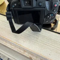 دوربین کنون در حد نو