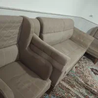 مبل راحتی در حد نو