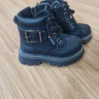 تعدادی کفش پسرانه|کفش و لباس بچه|تربت جام, علوی|دیوار