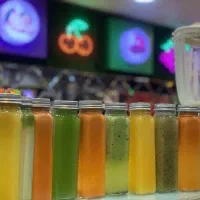 نیروی کار برای ابمیوه فروشی