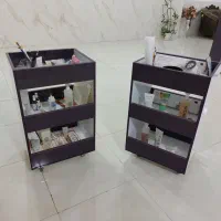 دو عد ترولی چوبی سه طبقه