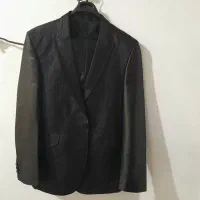 کت و شلوار مردانه .