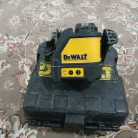 تراز لیزری دیوالت