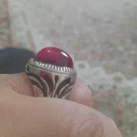 انگشتر هر یک به قیمت یک میلیون تومان