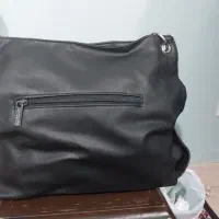 کیف  بزرگ وجادار|کیف، کفش، کمربند|اصفهان, خانه اصفهان|دیوار