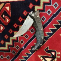 چاقو تاشو تمیز