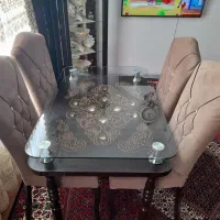 میزغذاخوری