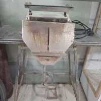 دستگاه پرس پدالی