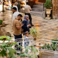 استخدام صندوقدار  و نیروی کار در رستوران کوروش|استخدام خدمات فروشگاه و رستوران|شاندیز, |دیوار