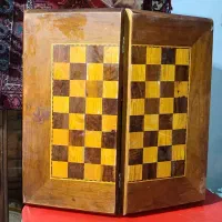 تخته نرد عتیقه سنگین وزن تمام چوب جنگلی|کلکسیون اشیاء عتیقه|اصفهان, علی قلی آقا|دیوار