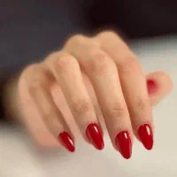 مدل کاشت ناخن ترمیم ناخن وژلیش نیازمندیم