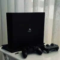 Ps4 pro دو دسته همراه با فن و دیسک pes2020|کنسول، بازی ویدئویی و آنلاین|نسیم‌شهر, |دیوار