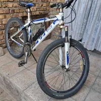 دو چرخه ویوا ۲۴ دنده سایز ۲۶ سالم|دوچرخه، اسکیت، اسکوتر|تربت جام, شهرک معلم|دیوار