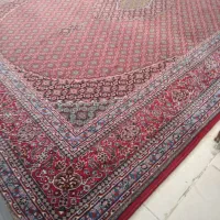یک عدد فرش 12 متری قرمز