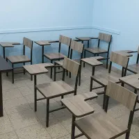 صندلی دانشجویی