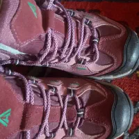 کفش هامتو نو|کیف، کفش، کمربند|اصفهان, خانه اصفهان|دیوار